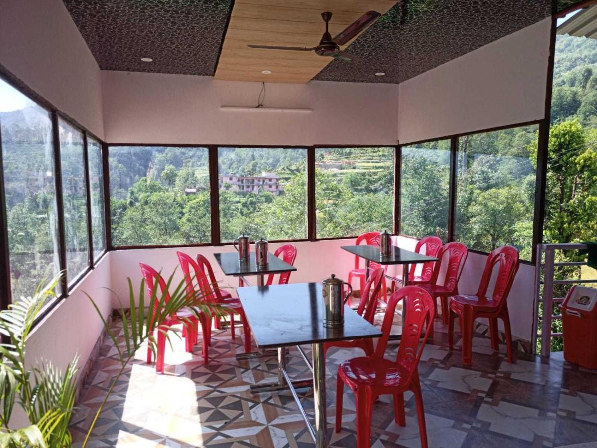 Oyo 81362 Shiv Shankar Resort Phata Exterior foto